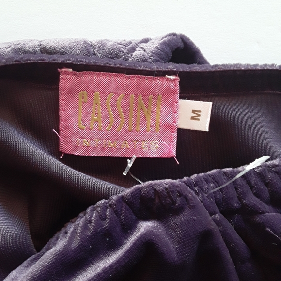 Intimate Set two piece - Picture 8 of 8